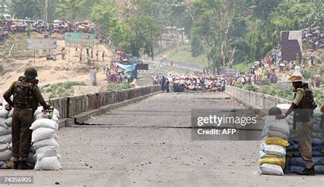 India Mechi River Bridge Photos and Premium High Res Pictures - Getty Images