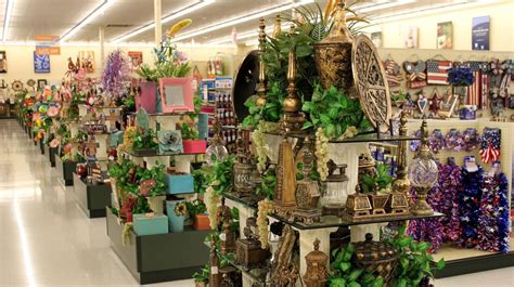 Arts and crafts chain Hobby Lobby to open fourth LI store - Newsday