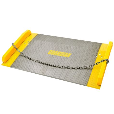 Aluminum Dock Board With Steel Safety Curbs and Carrying Chain - 10,000lb Capaci | Discount Ramps