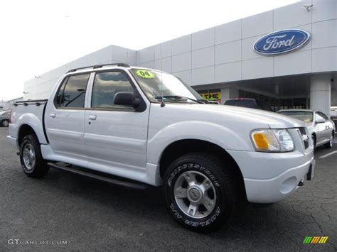 2004 Oxford White Ford Explorer Sport Trac XLT 4x4 #33802382 Photo #7 | GTCarLot.com - Car Color ...