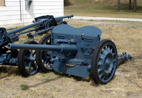 47 mm APX anti-tank gun - Wikipedia