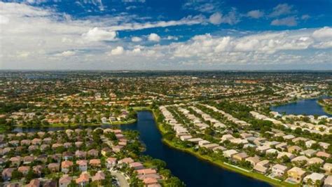 20 Best Florida Cities To Retire on $3,000 a Month