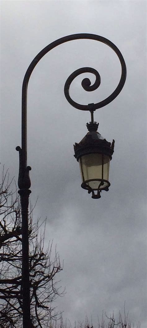 Parisian street light Mood Light, Lamp Light, Light Up, Paris At Night, Day For Night, Street ...