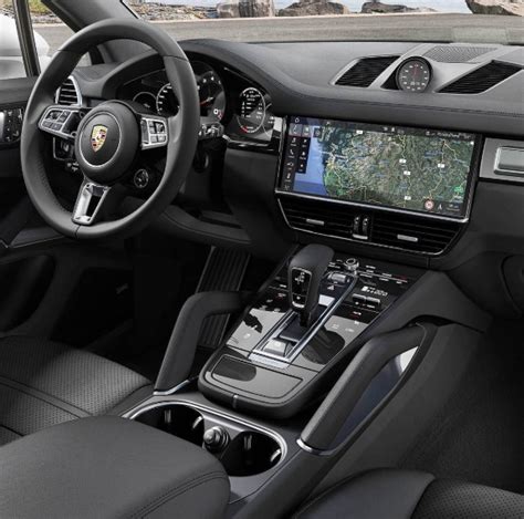 Porsche interieur | Porsche suv, Porsche suv interior, Porsche