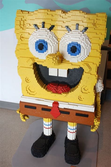 Pin by LEGOLAND California on SEA LIFE Aquarium | Lego spongebob, Lego sculptures, Lego art