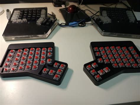 ErgoDox Split Mechanical Keyboard - DIY Kit from squarofumi on Tindie