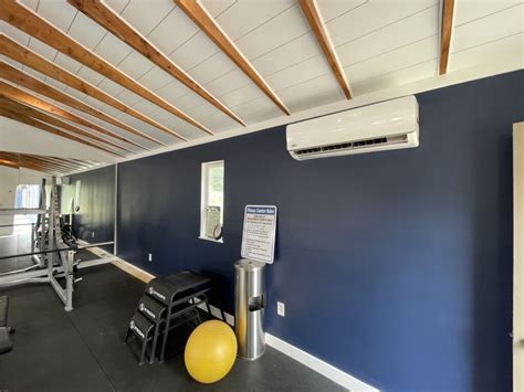 Fitness Room | Lake Bluff Inn and Suites