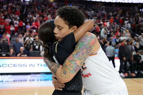 Brittney Griner wins AP 2023 WNBA Co-Comeback Player of the Year award ...