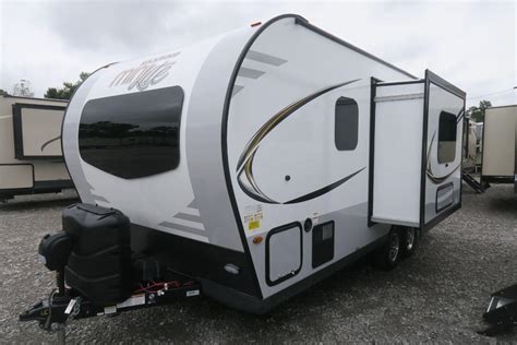 NEW 2020 ROCKWOOD MINI LITE 2109S - Overview | Berryland Campers