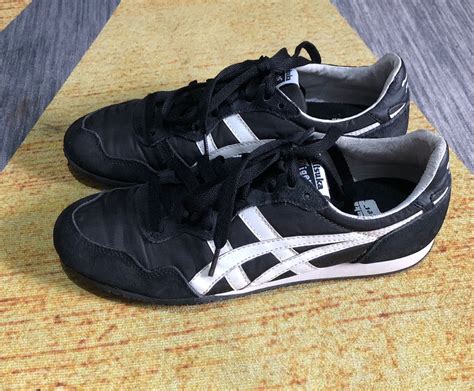 Onitsuka Tiger Serrano Black, Women's Fashion, Footwear, Sneakers on Carousell