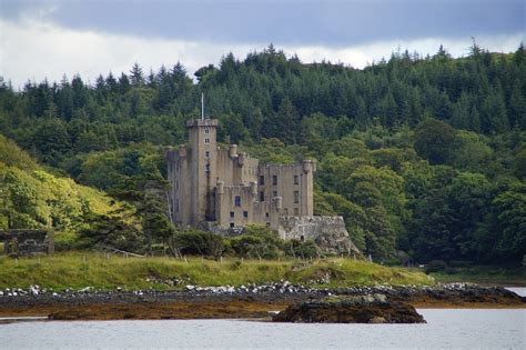 Dunvegan Castle / Isle of Skye