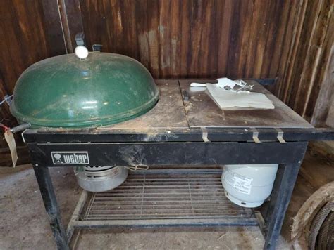 WEBER CHARCOAL/ PROPANE GRILL | Live and Online Auctions on HiBid.com