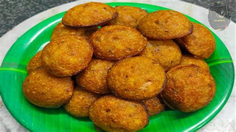 Unni Appam Recipe | Kerala special Unni Appam Recipe in Tamil - YouTube