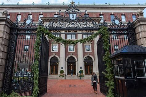 Barnard Considers Policy for Transgender Students - The New York Times