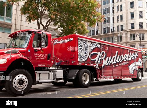 Budweiser beer delivery truck - USA Stock Photo: 59709889 - Alamy