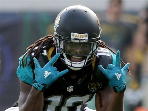 Denard Robinson thriving in Jacksonville Jaguars coaching staff