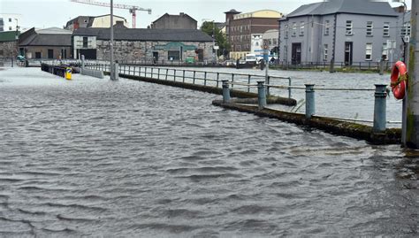 Watch: Flooding in Cork as high tide hits