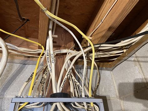 Knob and tube wiring-1990 edition? : r/electricians