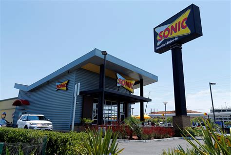 Fast-Food Chain Sonic Confirms Data Breach - WSJ