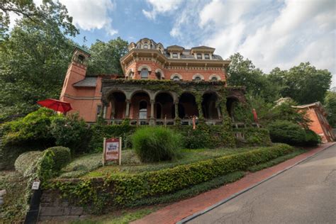 Touring the Asa Packer Mansion in Jim Thorpe, PA - Uncovering PA