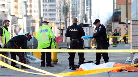 Toronto van attack leaves 10 dead, suspect in custody, police say | Fox News