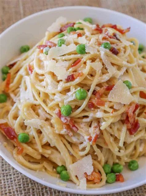 The BEST Bacon Carbonara Pasta (5 Ingredients!) - Dinner, then Dessert