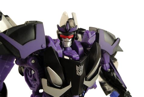 Review – Transformers Subscription Service 2.0 Barricade – BattleGrip