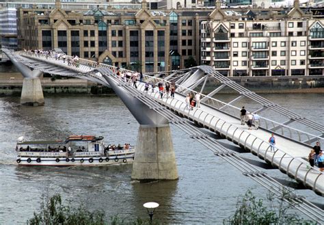 Millennium and Jubliee Pedestrian Bridges | Streets & Transportation