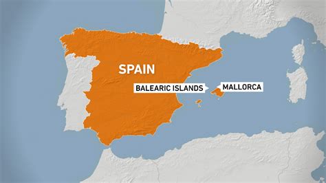 Mallorca urges tourists to go home despite travel chaos | Aviation | Al ...