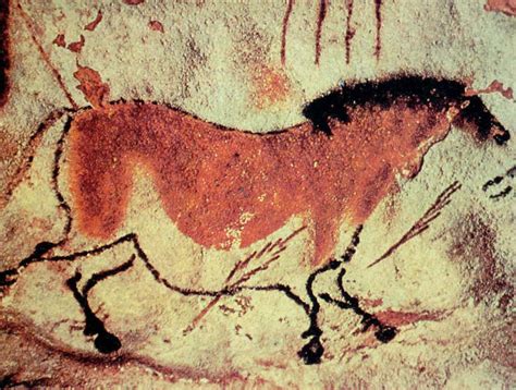 20,000-year-old Cro-Magnon cave painting from Lascaux, Dordogne region ...