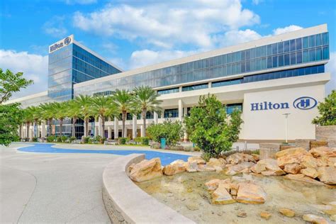 Hilton Anaheim Hotel in Los Angeles (CA) - Room Deals, Photos & Reviews