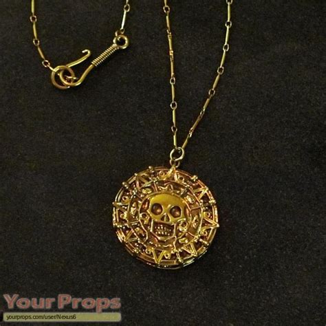 Pirates of the Caribbean: The Curse of The Black Pearl Cursed Aztec Gold Coin Necklace Master ...