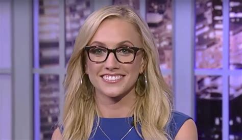 Kat Timpf on Water Incident at Brooklyn Bar: My Eyes Were Burning | Brooklyn bars, Blonde women, Kat