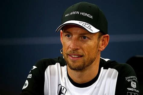 McLaren confirm Jenson Button to race for them in 2016