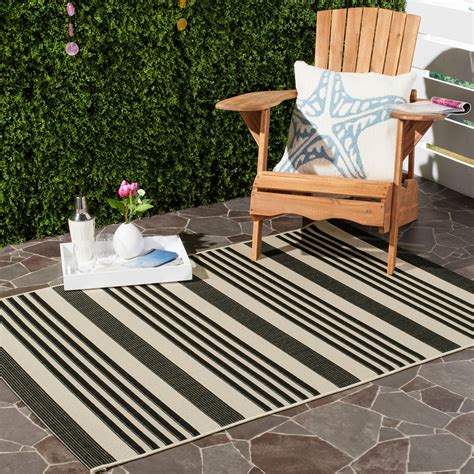 Safavieh Courtyard Caroline Striped Indoor/Outdoor Area Rug or Runner ...