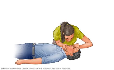 Cardiopulmonary resuscitation (CPR): First aid - Mayo Clinic