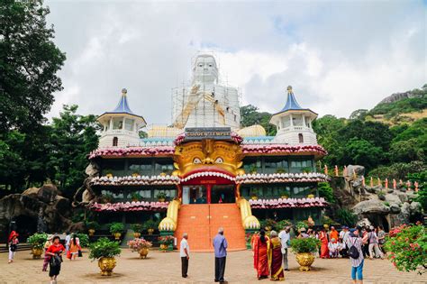 Dambulla Cave Temple And A Trip To Kandy, Sri Lanka - Hand Luggage Only ...