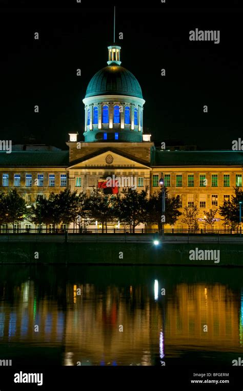 Bonsecours Market Old Montreal at night Stock Photo - Alamy