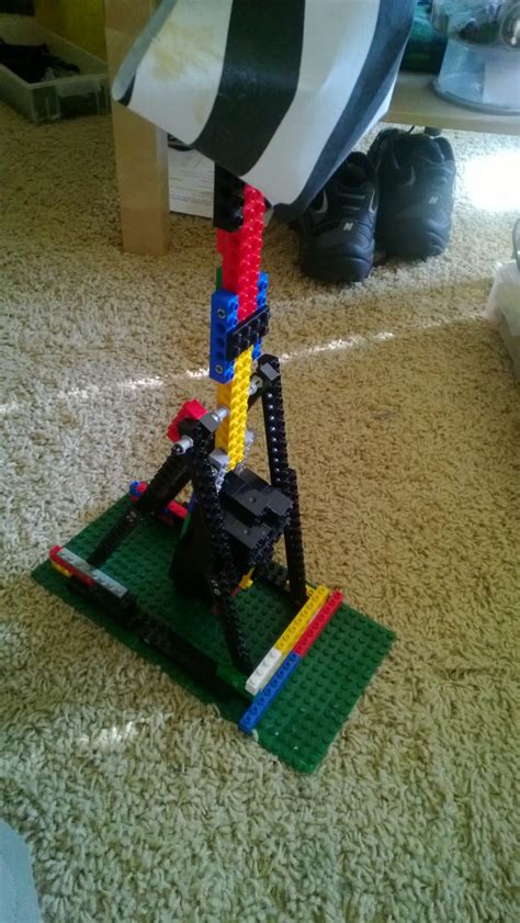 All Lego Trebuchet : 4 Steps - Instructables