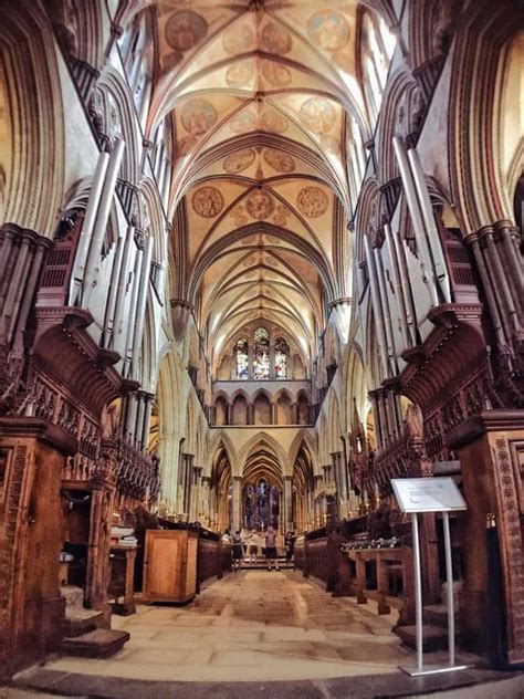 A Perfect One Day in Salisbury Travel Itinerary | solosophie