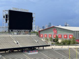 The Houston Cougars Stadium Needed a Sonic Upgrade—L-Acoustics ...