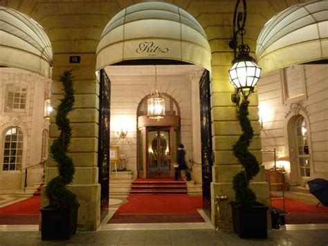 VeryVeryChic | The ritz paris, Ritz hotel paris, Paris hotels