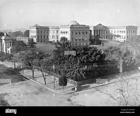 Government House in Kolkata Stock Photo - Alamy