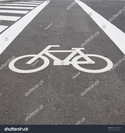 Bicycle Road Sign On Road Stock Photo 202784539 - Shutterstock