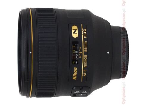 Nikon Nikkor AF-S 85 mm f/1.4G review - Introduction - LensTip.com