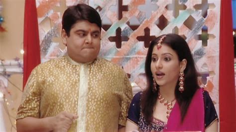 Watch Baa Bahoo Aur Baby Season 1 Episode 218 on Hotstar Premium