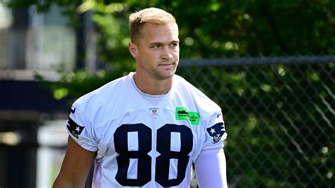 What Mike Gesicki Injury Update Means For Patriots Offense