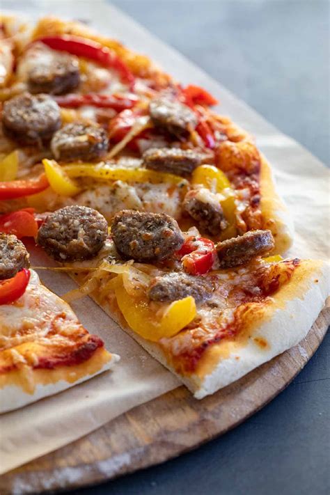 Sausage and Peppers Pizza - Taste and Tell