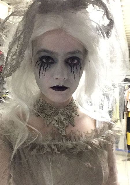 15+ Scary Corpse Bride Makeup Looks & Ideas For Halloween 2016 | Modern Fashion Blog