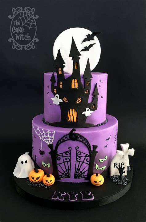 Share 158+ edible halloween cake decorations best - seven.edu.vn